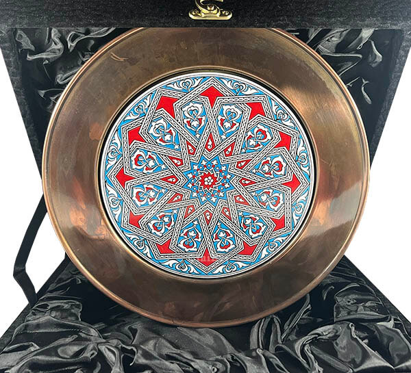 25cm copper plate with Seljuk star motif - 1
