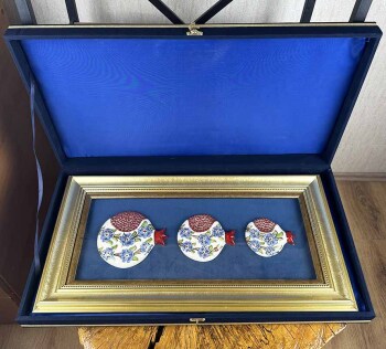 Academic Promotion Gift: Blue Flower Motif Triple Ceramic Passe-Partout Pomegranate Panel - 4
