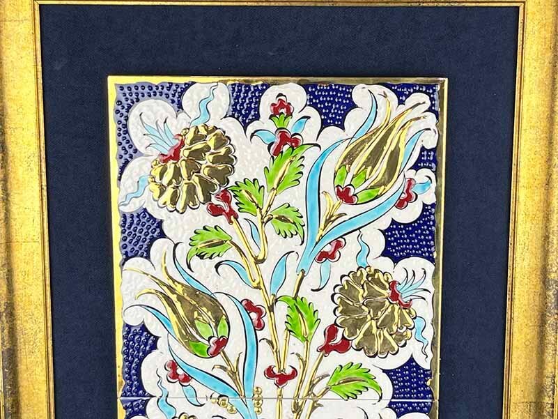 Altın Detaylı Lale ve Karanfil Bahçesi İznik Çini Pano 40 x 20 cm - 2