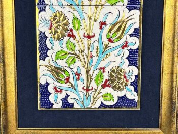 Altın Detaylı Lale ve Karanfil Bahçesi İznik Çini Pano 40 x 20 cm - 3