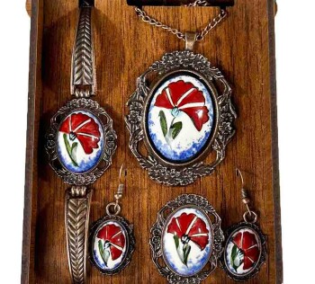 Carnation Motif Iznik Ceramic Anniversary Jewelry Set - 1