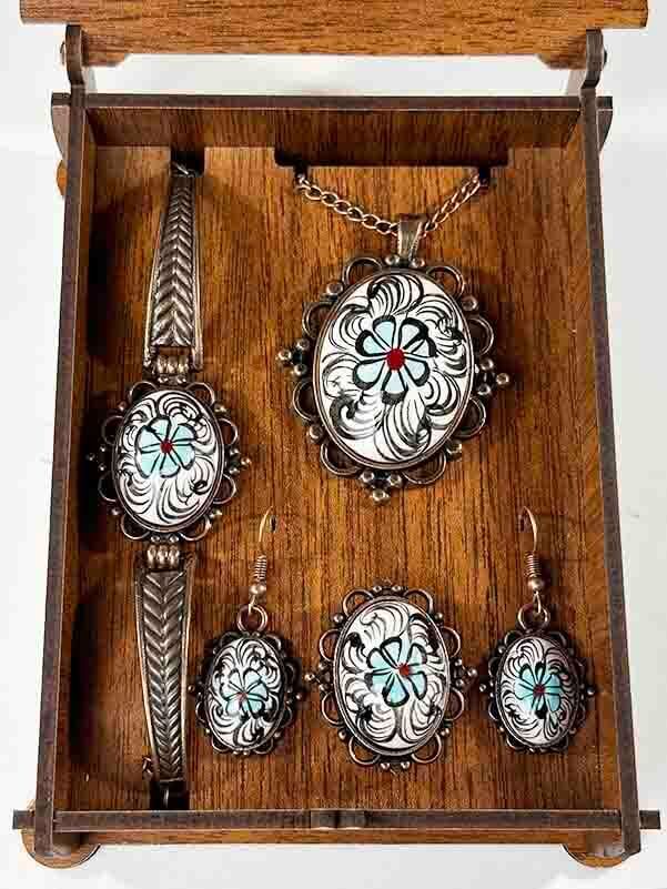Anniversary Gift Golden Horn and Daisy Iznik Ceramic Jewelry Set - 2