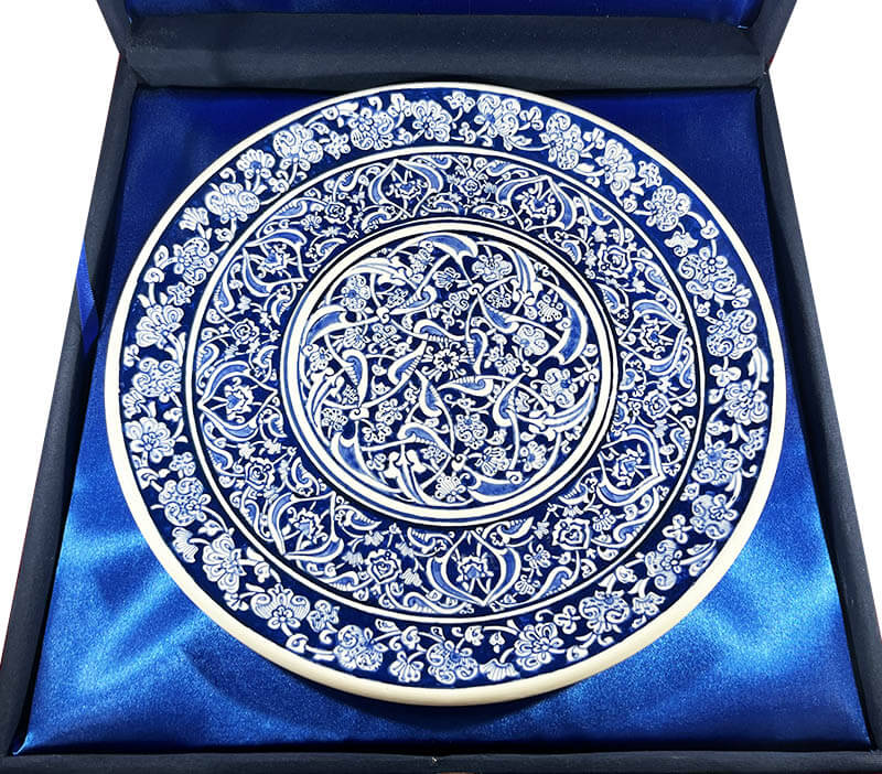 Assiette de poterie de 30 cm avec Babanakkaş ottoman à motifs - 3
