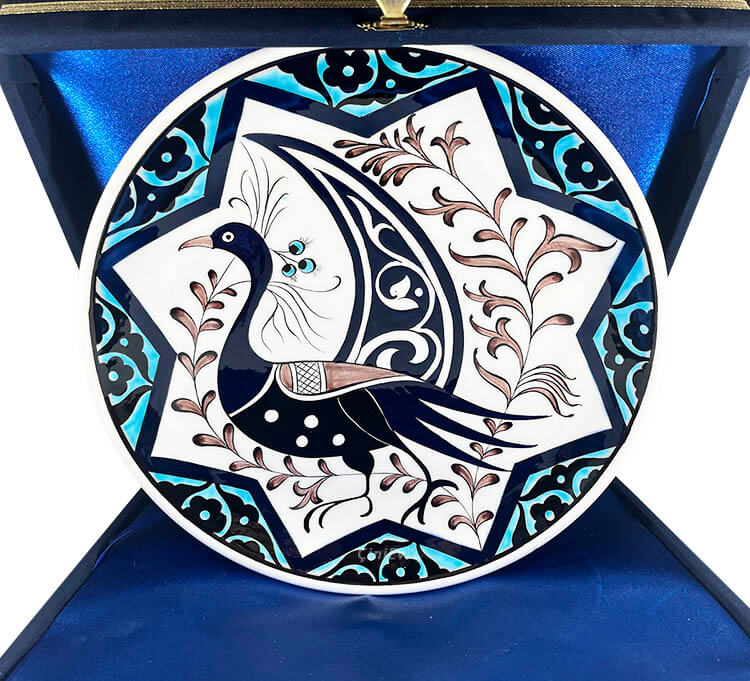 Assiette de poterie Iznik à motifs Seljuk à motifs de 25 cm - 1