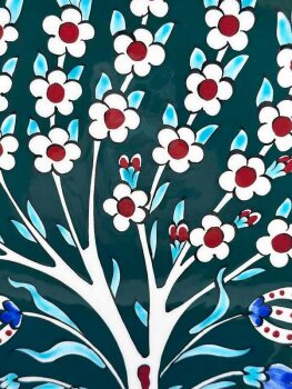 Assiette d’Iznik à Motif « Arbre de Vie » sur Fond Rouge - 2