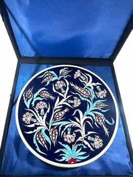 Assiette d’Iznik – Tulipes et Œillets sur Fond Turquoise Cadeau Officiel d’État - 3