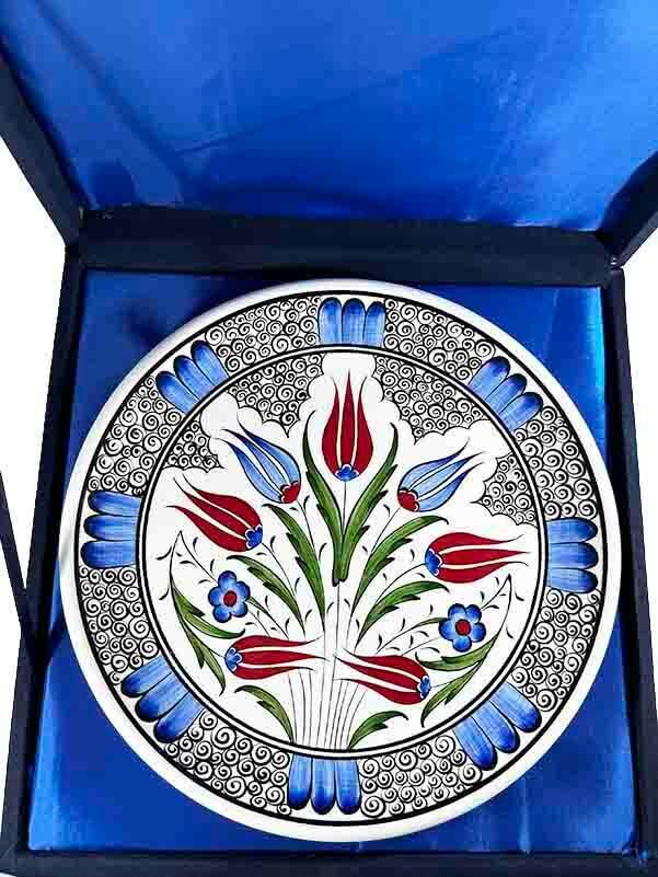 Assiette en céramique d'Iznik 25 cm – Motifs Tulipe & Haliç – Artisanat Ottoman de prestige - 3