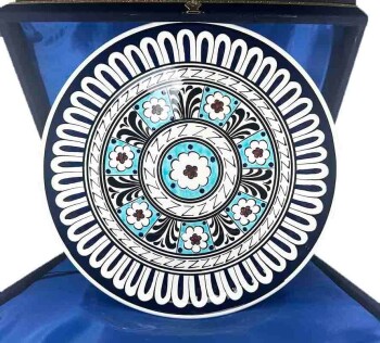 Assiette en Céramique d’Iznik – Motif “Millet İşi” – 30 cm – Cadeau pour Institution Officielle - Çini Evi