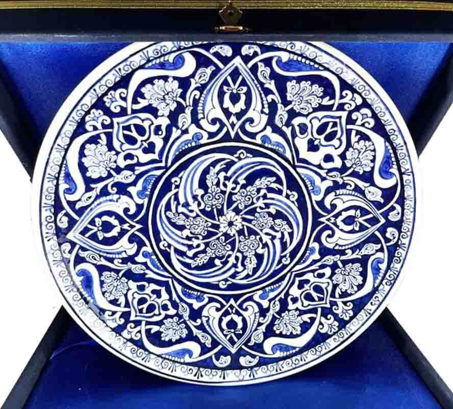 Baba Nakkas Iznik Ceramic Plate - 1