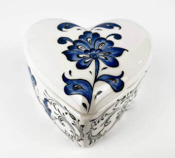 Bayana Hediye Lotus Motifli Kalp Kutu - Çini Evi