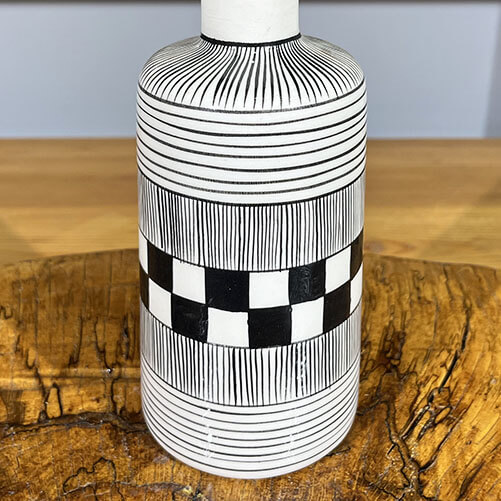 Black and White Square and Line Patterned Oil Pot - 2