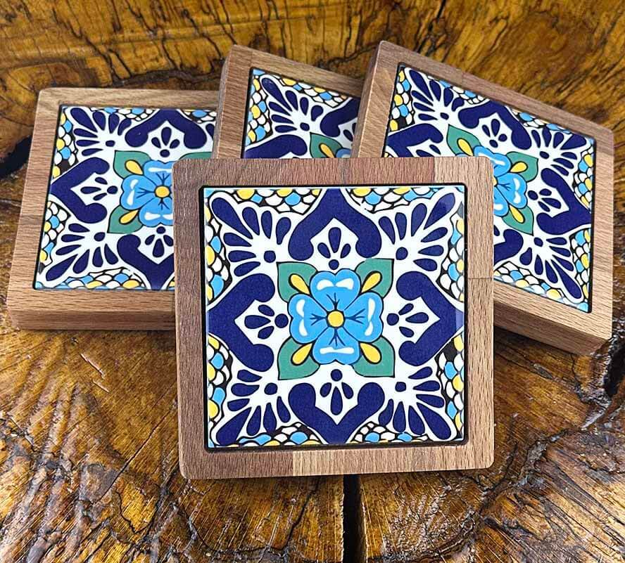 Blue Clover Motif Wooden Coaster Set - 1