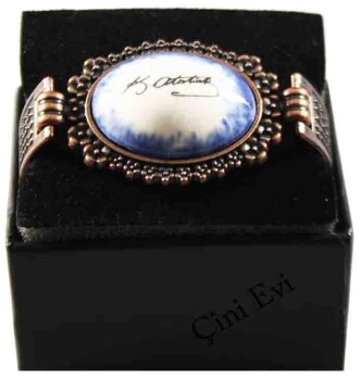 Blue Ground Ataturk Signed Pottery Bracelet - Çini Evi