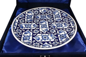 Blue White Lotus Patterned Iznik Pottery Plate - 3