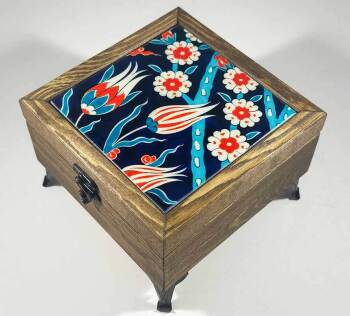 Boîte à bijoux en bois motif floral - 1