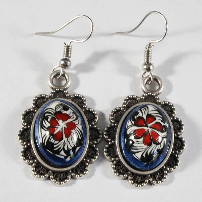 Boucles d’oreilles Iznik fond bleu à trèfle rouge - 1