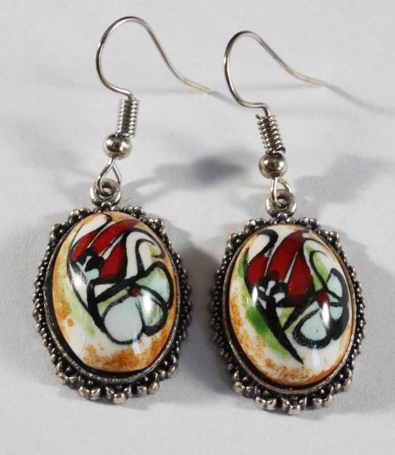 Boucles d’oreilles Iznik à tulipe rouge et motif printemps - 1