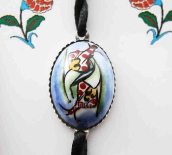 Bracelet en céramique d’Iznik motifs tulipes inversées - Çini Evi