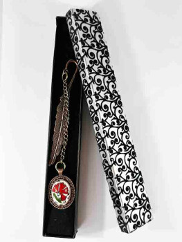 Cadeau Spécial pour les Amoureux des Livres – Signet en Céramique d’Iznik avec Motif de Œillet - Çini Evi (1)