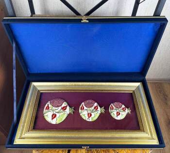 Cadeau VIP : Tulipe et abondance – panneau aux trois grenades en céramique d’Iznik - 4