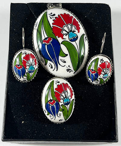 Carnation and reverse tulip jewelry set - 1