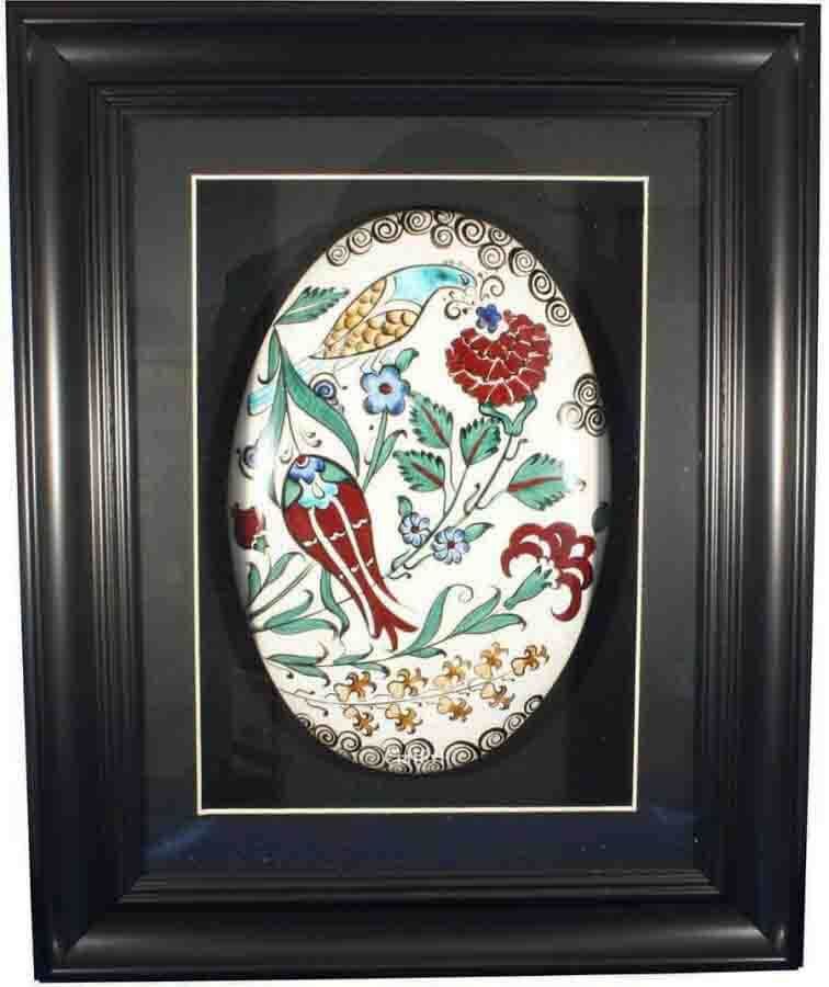 Céramique d’Iznik encadrée avec passe-partout motif Jardin du paradis - 1