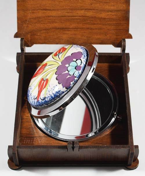 Çiçek Bahçesi Desenli Makyaj Aynası - 3