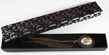 Çift Karanfil Desenli İznik Çinili Kitap Ayracı - Çini Evi (1)