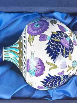 Collector Damascus Style Iznik Ceramic Teardrop Vase - Çini Evi (1)