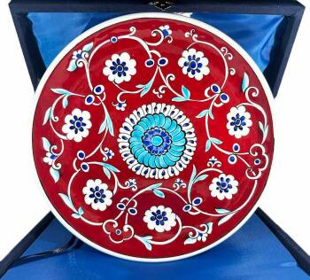 Congratulations Gift – Red Background Iznik Ceramic Plate with Floral Design - Çini Evi