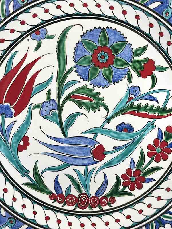Corporate Launch Premium Plate – Handmade Red Tulip Iznik Ceramic - 2