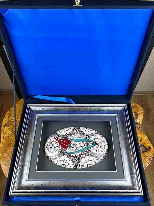 Céramique d’Iznik Encadrée avec Passe-partout – Motif Tulipe - 3