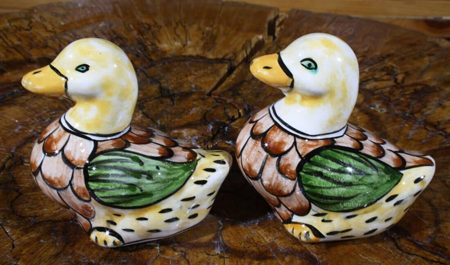Cute Ducks Ceramic Figurine - 1