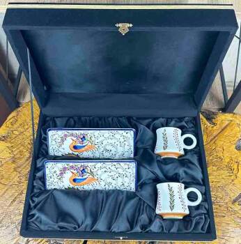 Das İznik Çini Kaffeepräsentationsset mit Cennet-Kuşu-Komposition - 4