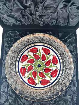 Dekorativer Teller mit roten Tulpen – 925er Silberbeschichtung - Çini Evi (1)