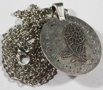 Doğum Günü Hediyesi İznik Çini Kolye Ucu - Çini Evi (1)