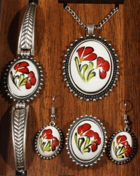 Doğum Günü Hediyesi İznik Çini Takı Seti - Çini Evi (1)