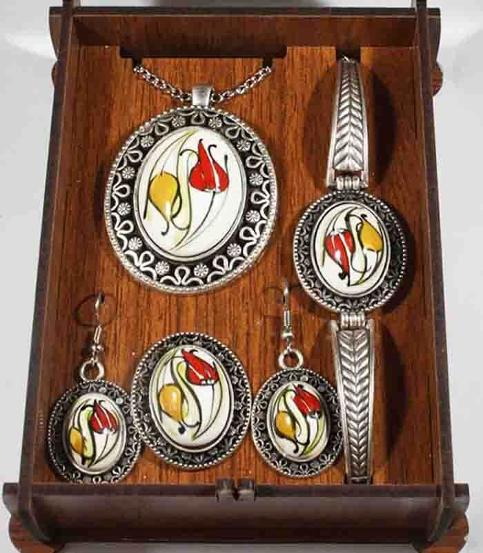 Doppel-Tulpen-Iznik-Keramik-Schmuckset - 1