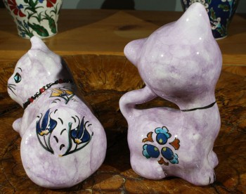 Double Cats Pottery Figurine - 2