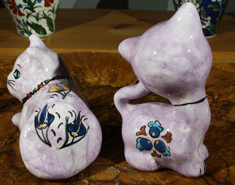 Double Cats Pottery Figurine - 2