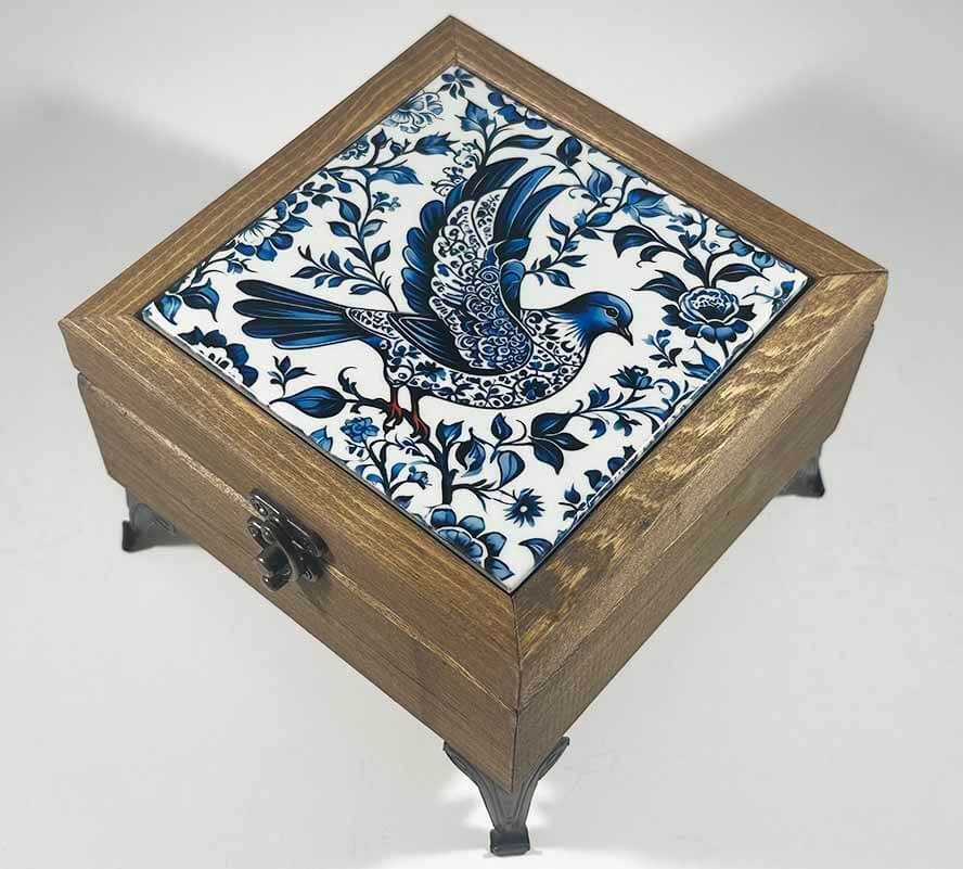 Dove Motif Wooden Jewelry Box, Symbol of Freedom - 1