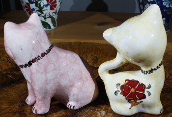 Duo de chats décoratifs en céramique d’Iznik - 2