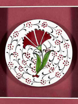 Elegant Carnation Motif Iznik Tile Plaque - Çini Evi (1)
