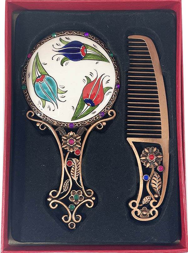 Tulip patterned scallopy mirror set - 1