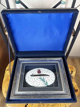 Elif ve Lale Motifli İznik Çinili Duvar Süsü – Özel İslami Hediye - 3