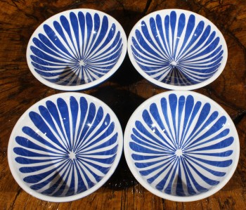Ensemble de 4 bols Iznik bleu et blanc - Çini Evi