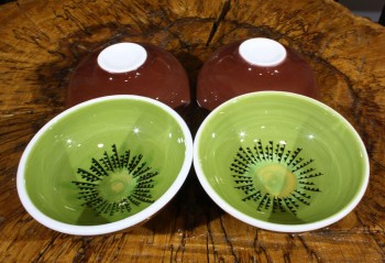Ensemble de bol de poterie de concept melon - 1