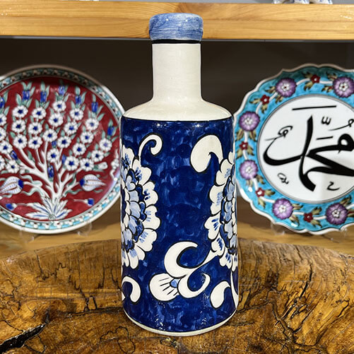 Flacon à huile en céramique d’Iznik à motif artichaut - 2