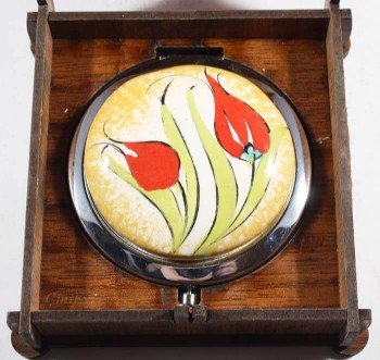 Reverse Flat Tulip Patterned Iznik Pottery Pocket Mirror - 1