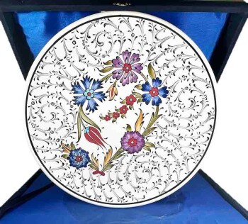 Gift for Foreign Guest Flower Garden Iznik Ceramic Plate - Çini Evi